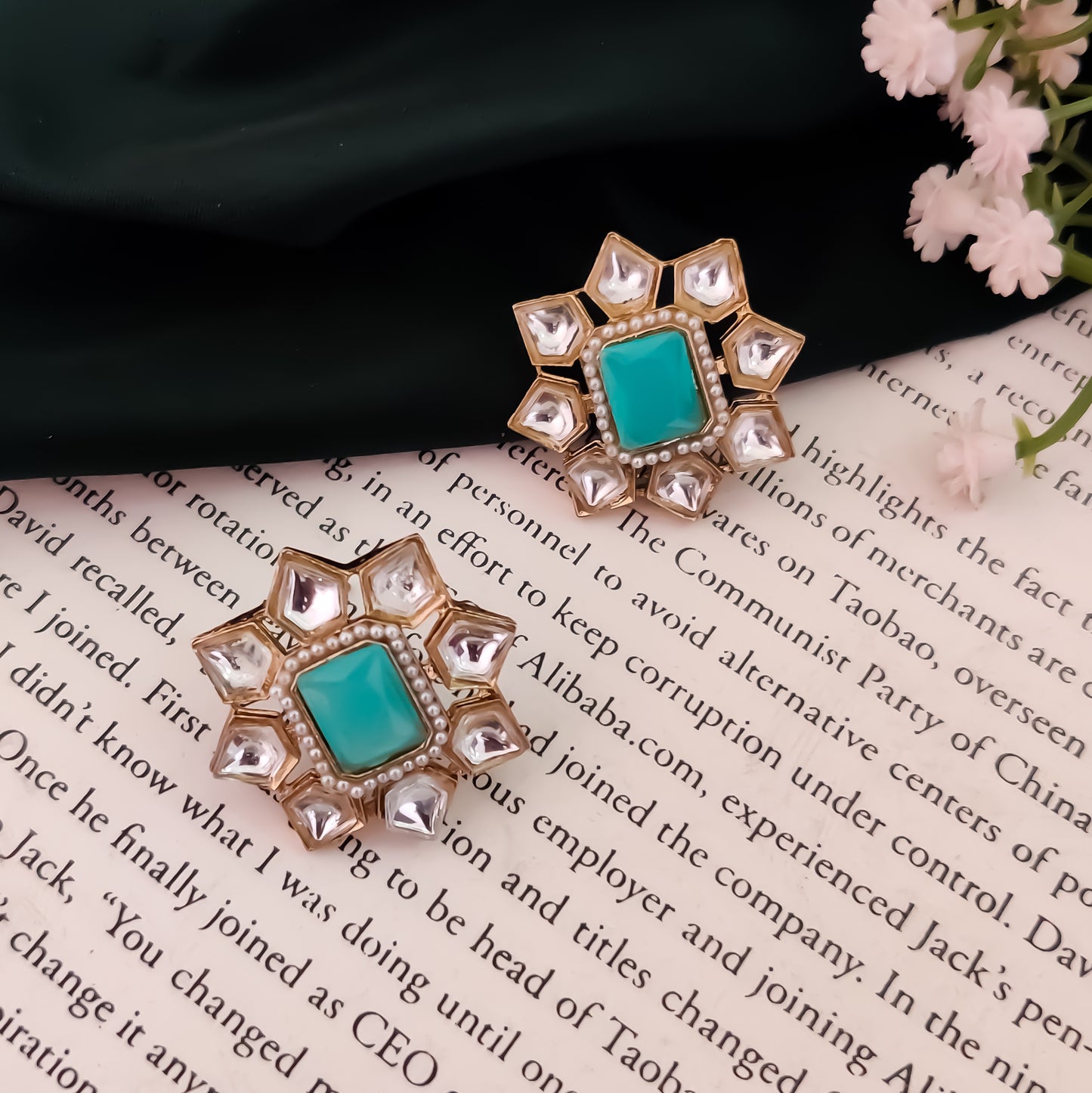 Shaheen Kundan Stud Earring - Mint
