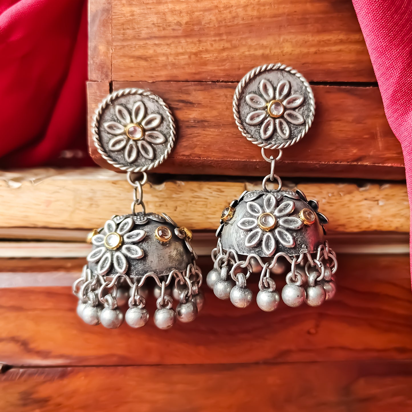 Manmeet Floral Vintage Polish Jhumka Earrings - White