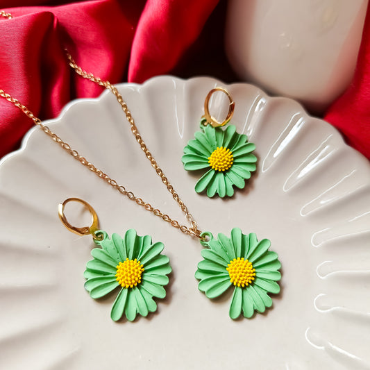 Daisy Pendant Earrings Combo Set - Green