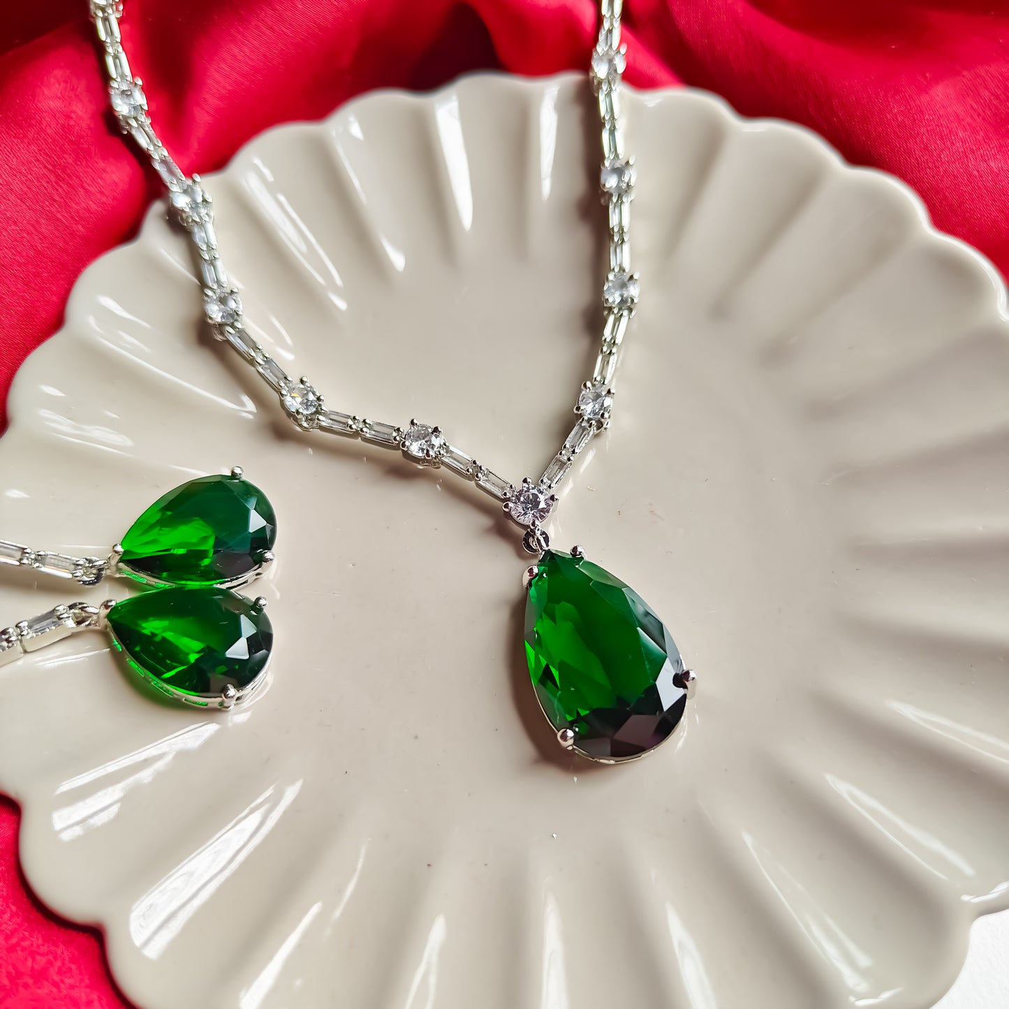 Sara Inspired AD Necklace Set- Emerald Green
