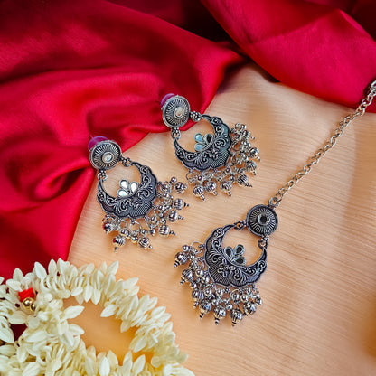 Nitha Necklace Set with Teeka