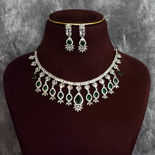 Nilofer AD Necklace Set - Emerald Green