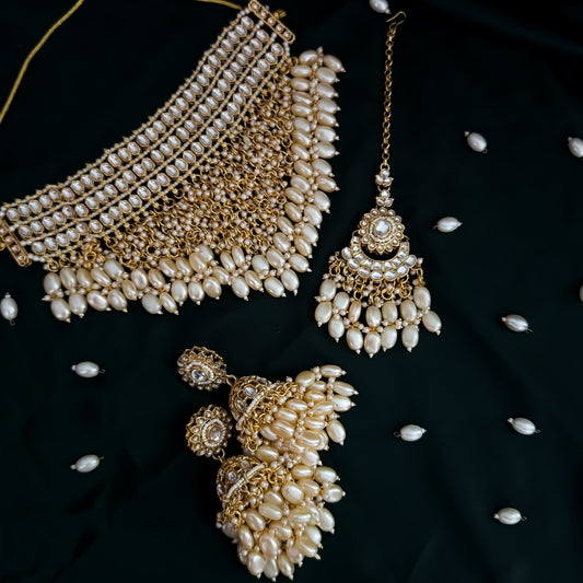 Taniya Kundan Pearl Jhallar Necklace Set - Golden