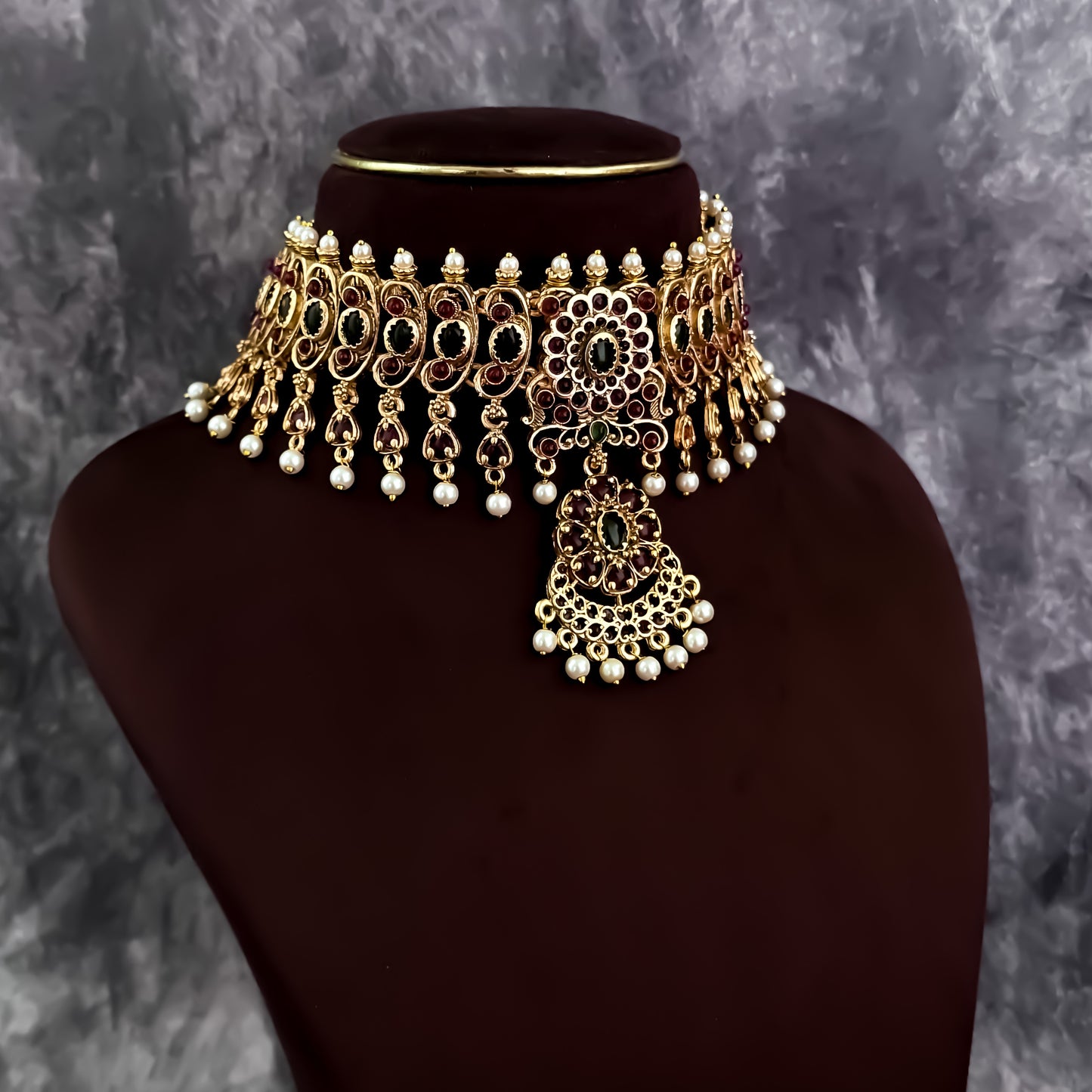 Kiana Temple Motif Necklace Set - Golden