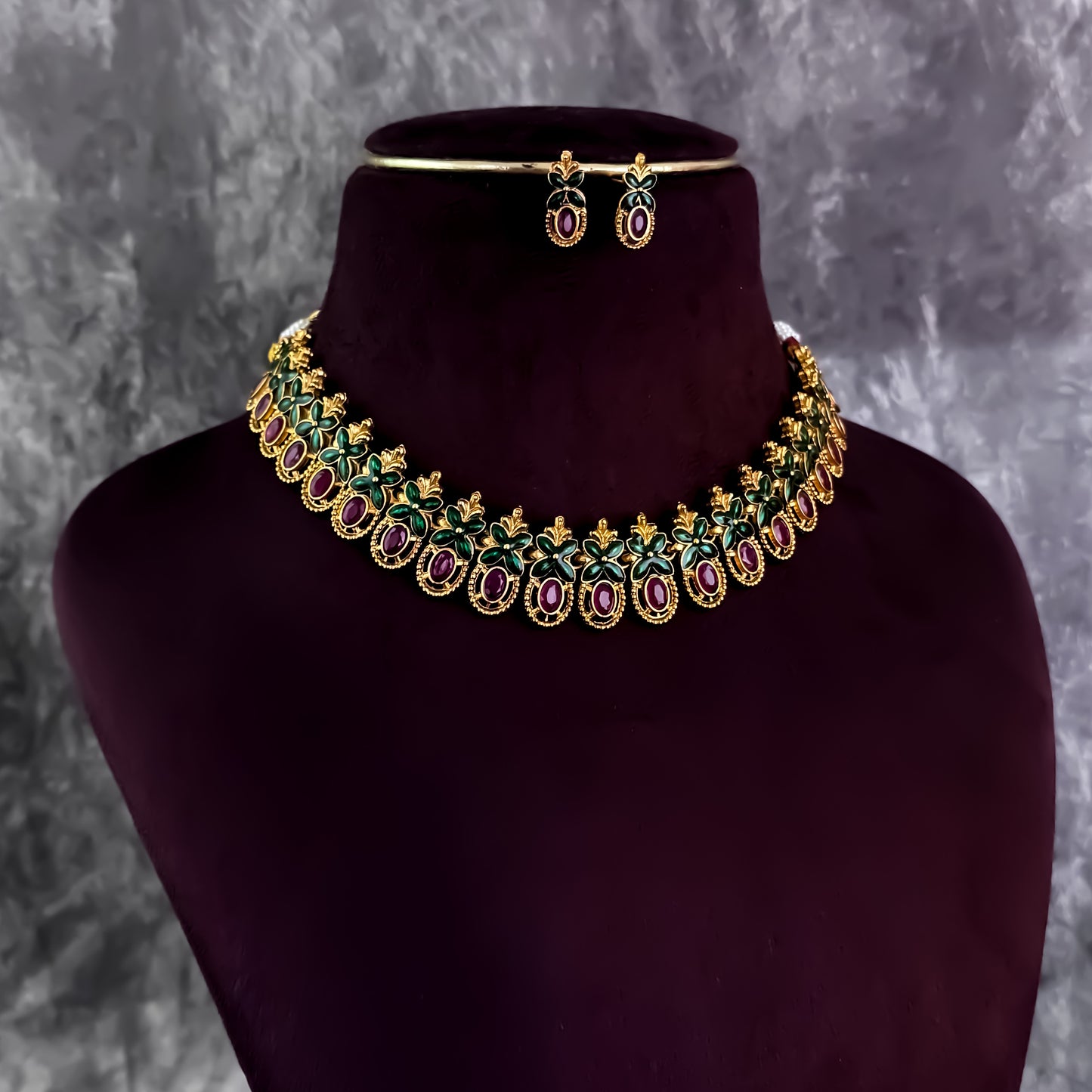 Rashi Temple Motif Necklace Set - Ruby & Green
