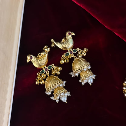 Totapari Kashmiri Jhumka Earrings - Golden