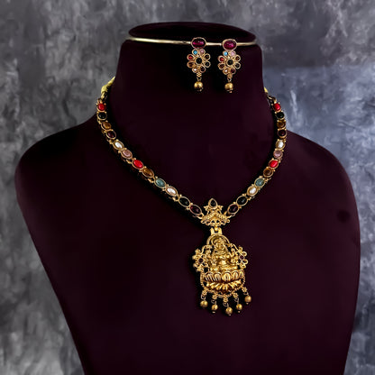 Riyana Lakshmi Navartan Necklace Set