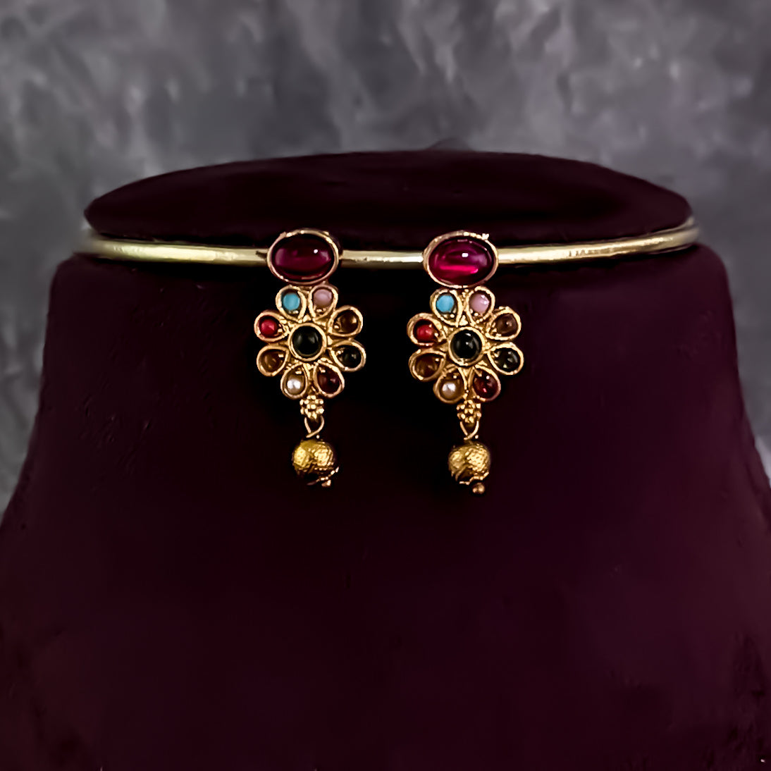 Riyana Lakshmi Navartan Necklace Set