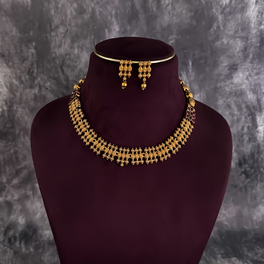 Vitasta Temple Necklace Set - Golden