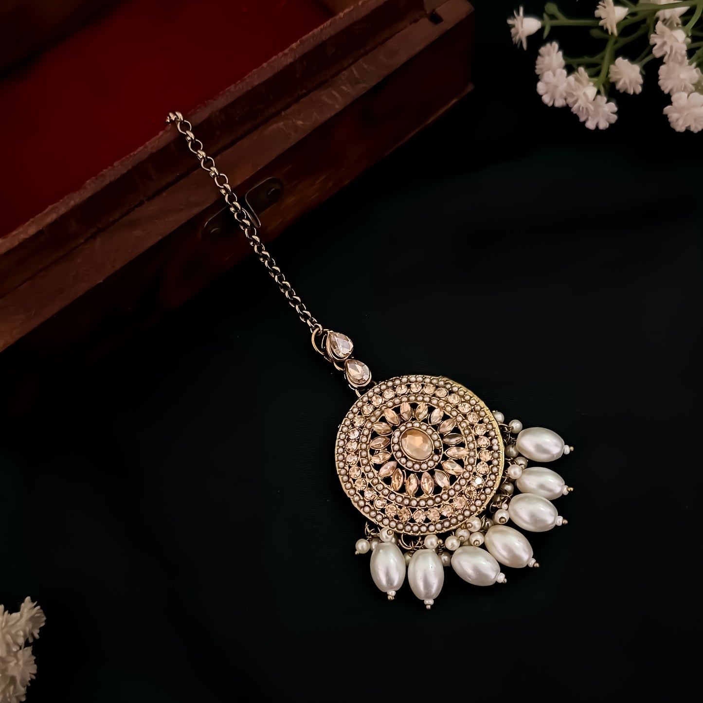 Zainab Jadau Reverse AD Necklace Set - Golden