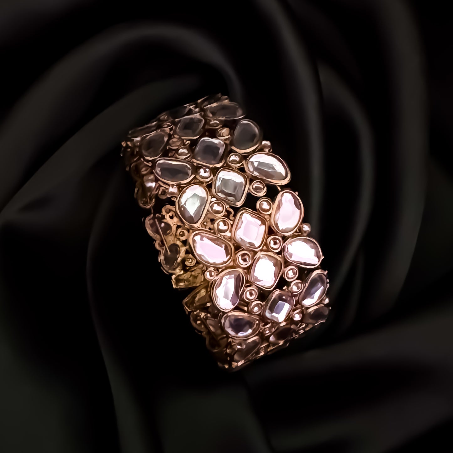 Zainab Kundan Openable Bracelet/Kada - Golden