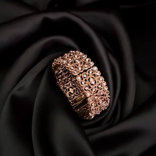 Sabrina Kundan Openable Bracelet/Kada - Golden