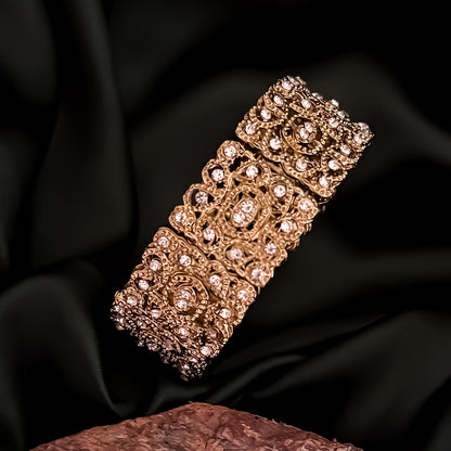 Sabrina Kundan Openable Bracelet/Kada - Golden