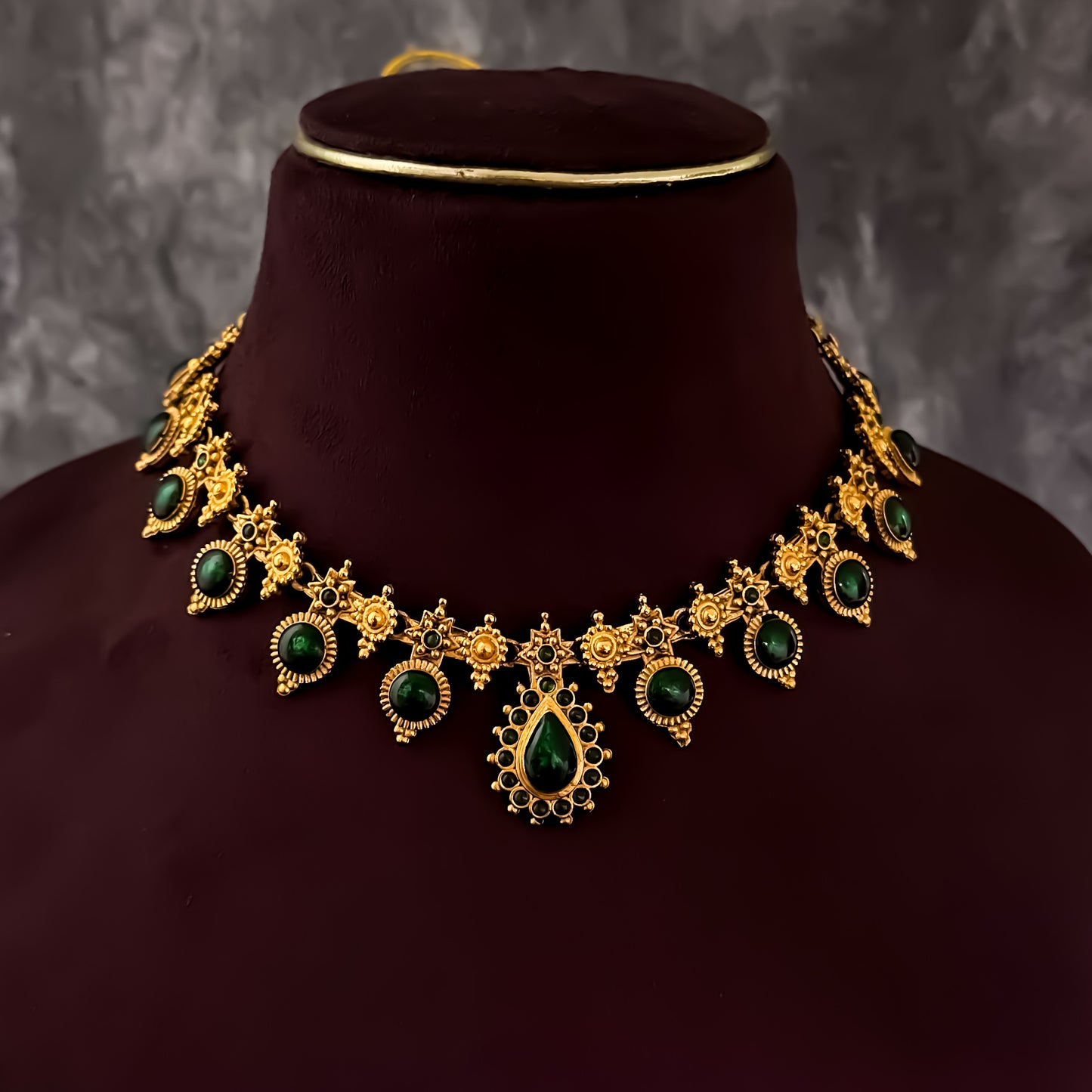 Kamakshi Temple Gold Motif Necklace Set - Green