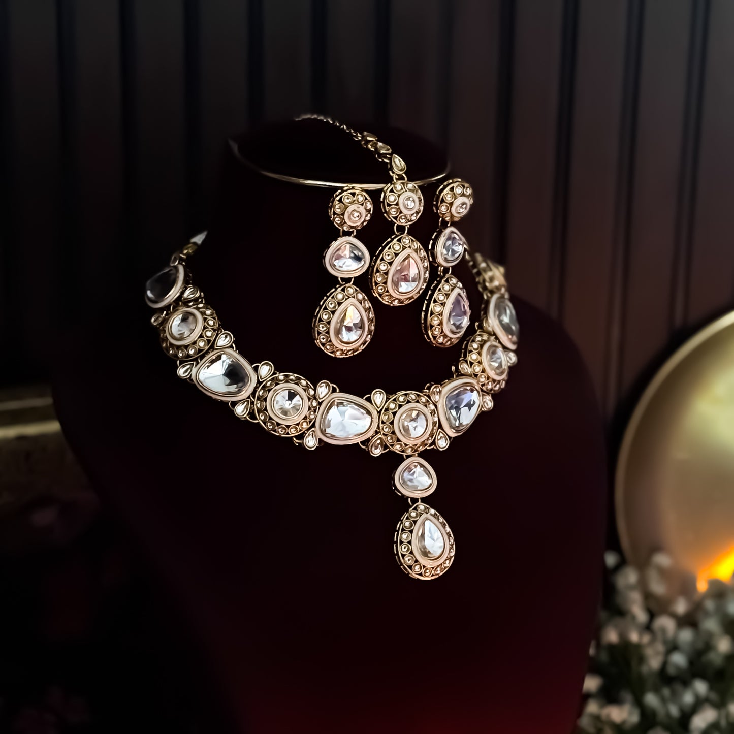 Ashnoor Kundan Necklace Set - Golden