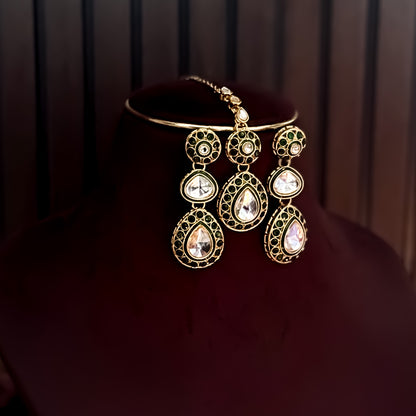 Ashnoor Kundan Necklace Set - Green