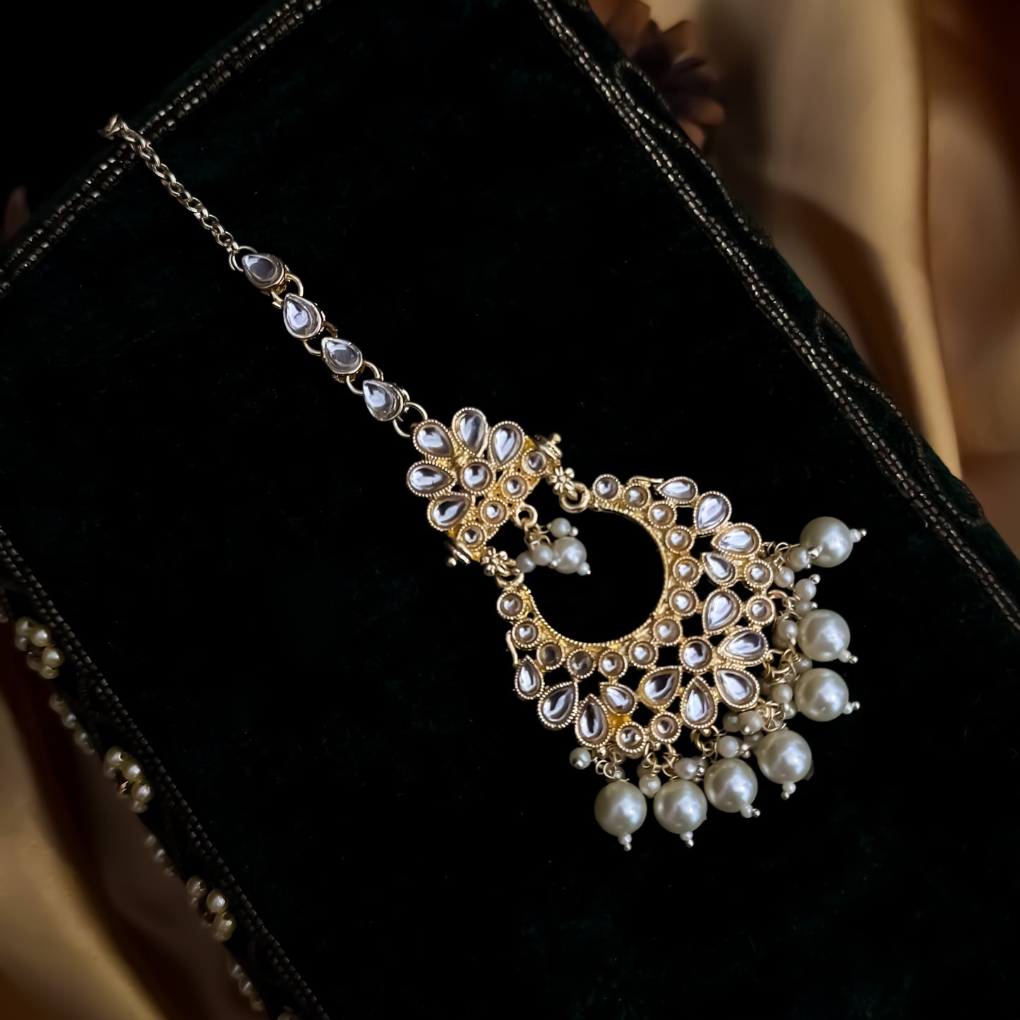 Sharanya Kundan Pearl Maang Teeka - Golden