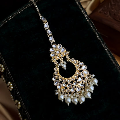 Sharanya Kundan Pearl Maang Teeka - Golden