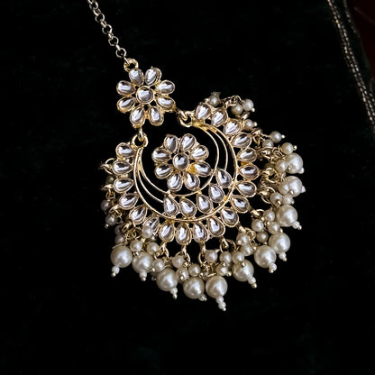 Maitrayi Kundan Pearl Maang Teeka - Golden