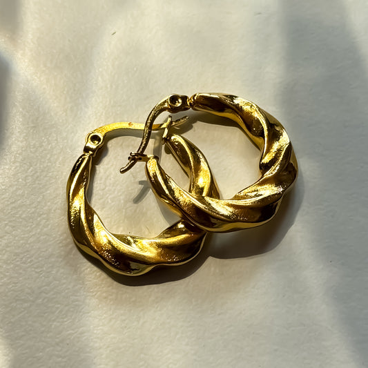 Norah Golden Anti Tarnish Hoop Earrings