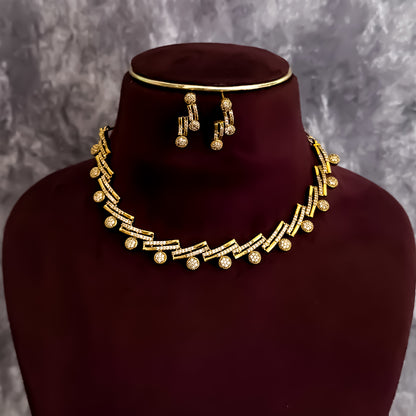 Dhiman Minimal AD Necklace Set
