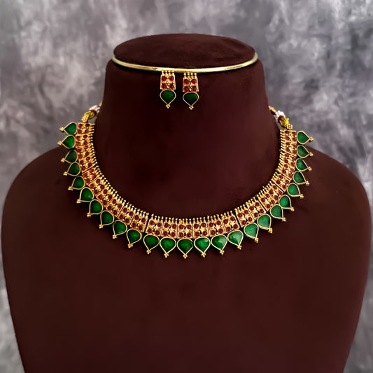 Vrikshika Leaf Motif Necklace Set