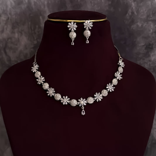 Benett AD Necklace Set