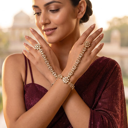 Kasmira Premium Kundan Haathphool - Golden (Pair)