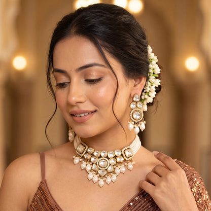 Golden Sarahna Uncut Kundan Necklace Set
