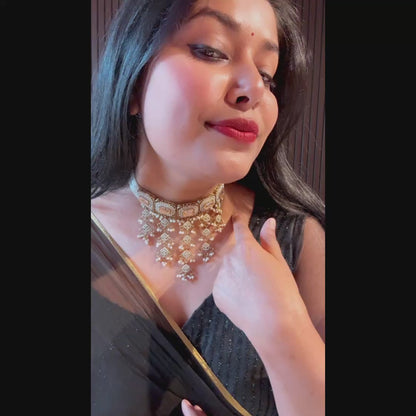 Miraj Jadau Reverse AD Necklace Set - Golden (𝑮𝒆𝒕 𝑭𝒓𝒆𝒆 𝑰𝒏𝒗𝒊𝒔𝒊𝒃𝒍𝒆 𝑬𝒂𝒓𝒄𝒉𝒂𝒊𝒏)