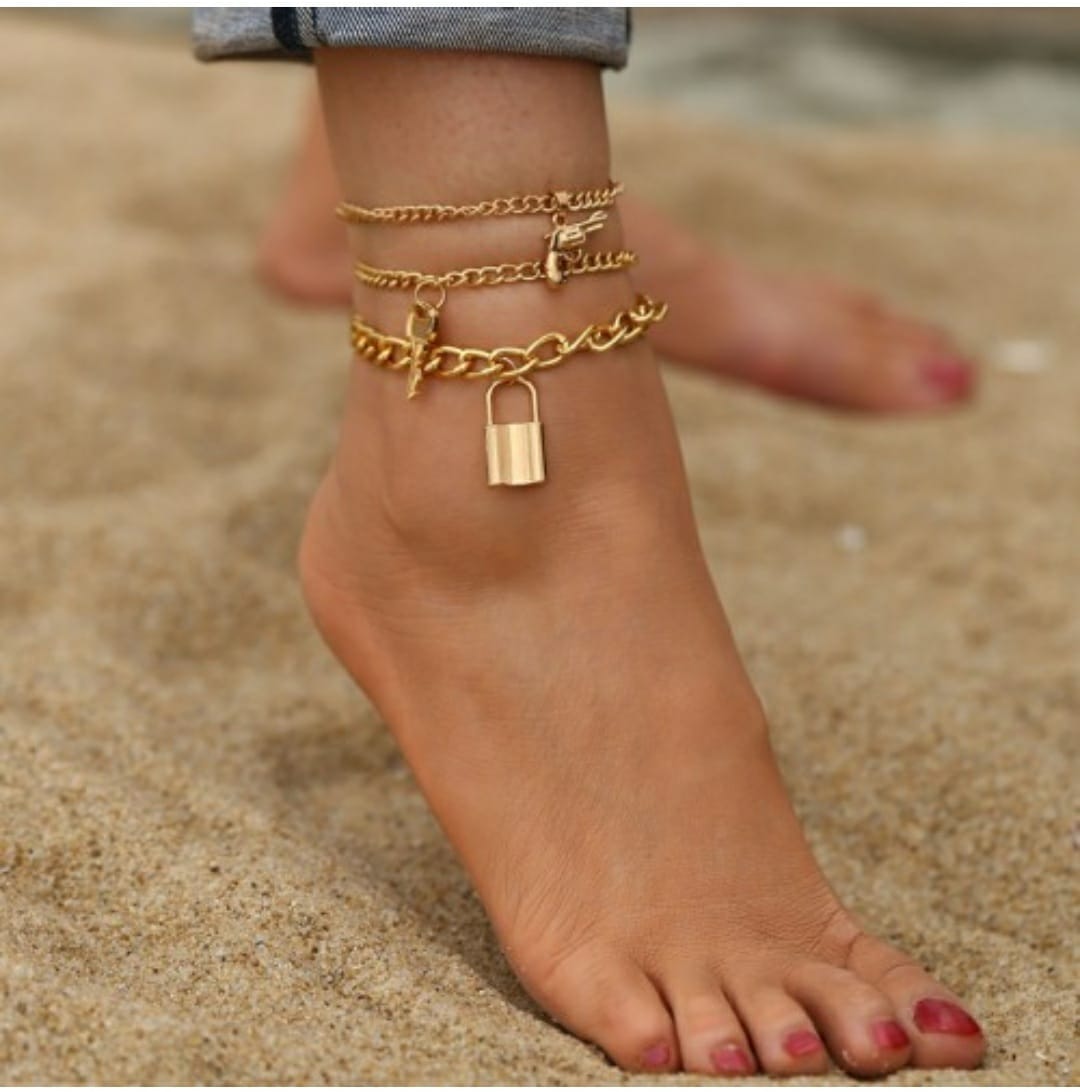 DAINTY LOCK YOUR DESIRE ANKLET - SET OF 3