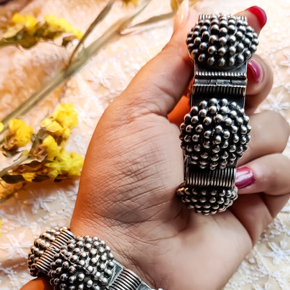 SLA Brass Sunflower Adjustable Kada / Bangle (Pair)