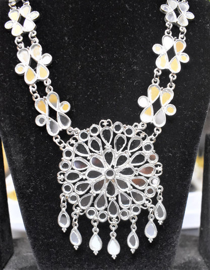 Hand Cut Glass Mirror Oxidised Necklace Set