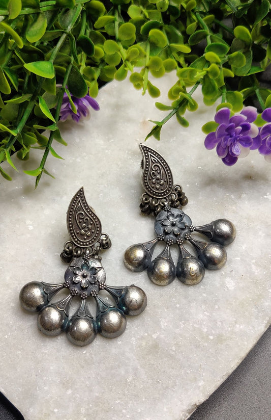 FLOWER SILVER LOOK ALIKE EARRINGS