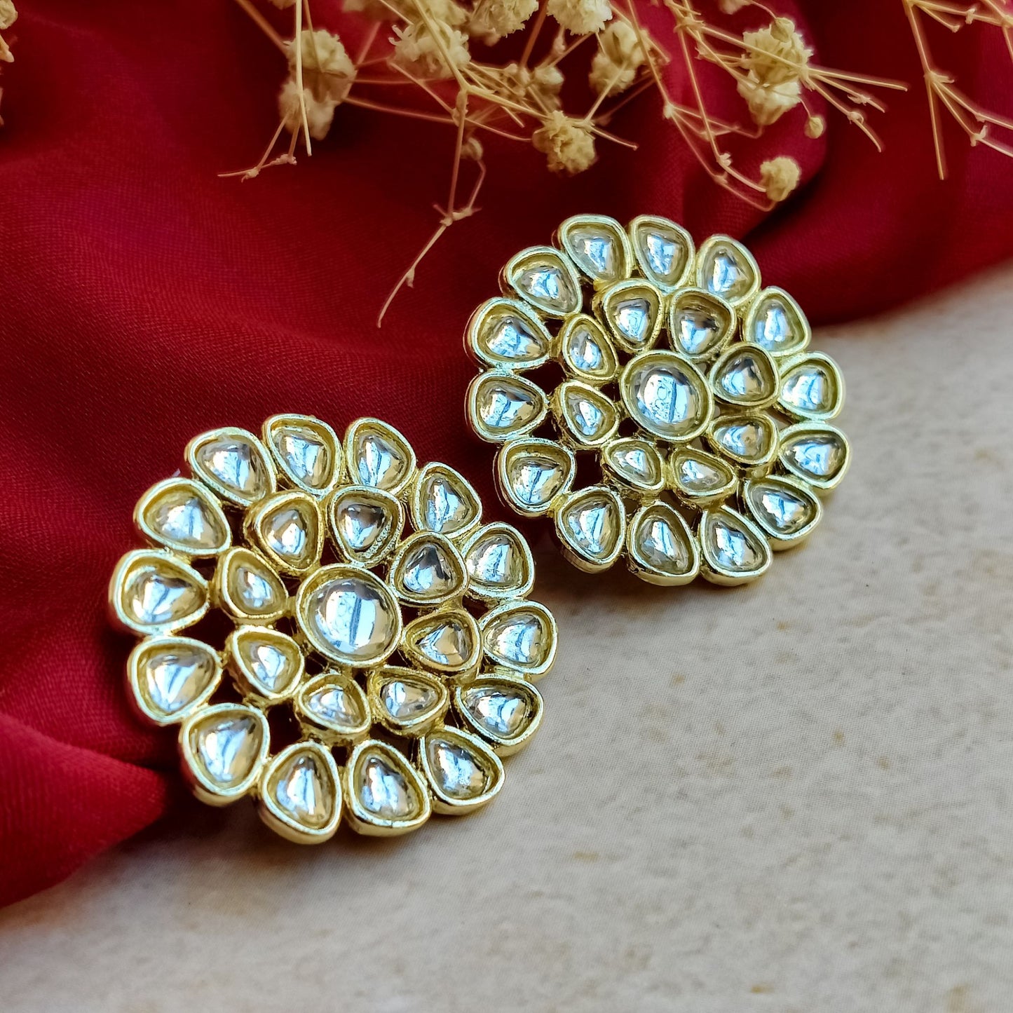 Niti Golden Dabi Kundan Stud Earring